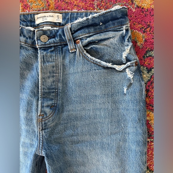 Abercrombie & Fitch | Women’s medium blue Curve Love The Dad High Rise Jeans, 27 - Picture 7 of 15